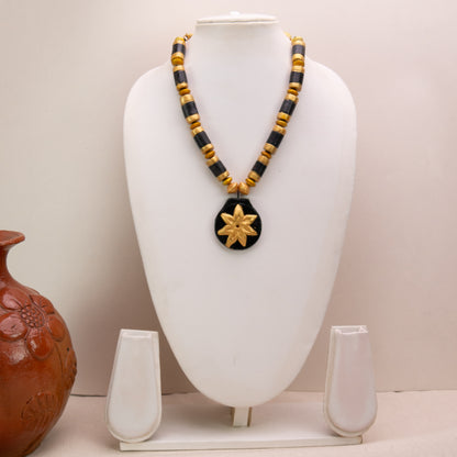 Traditional Multicolor Terracotta Necklace - Star